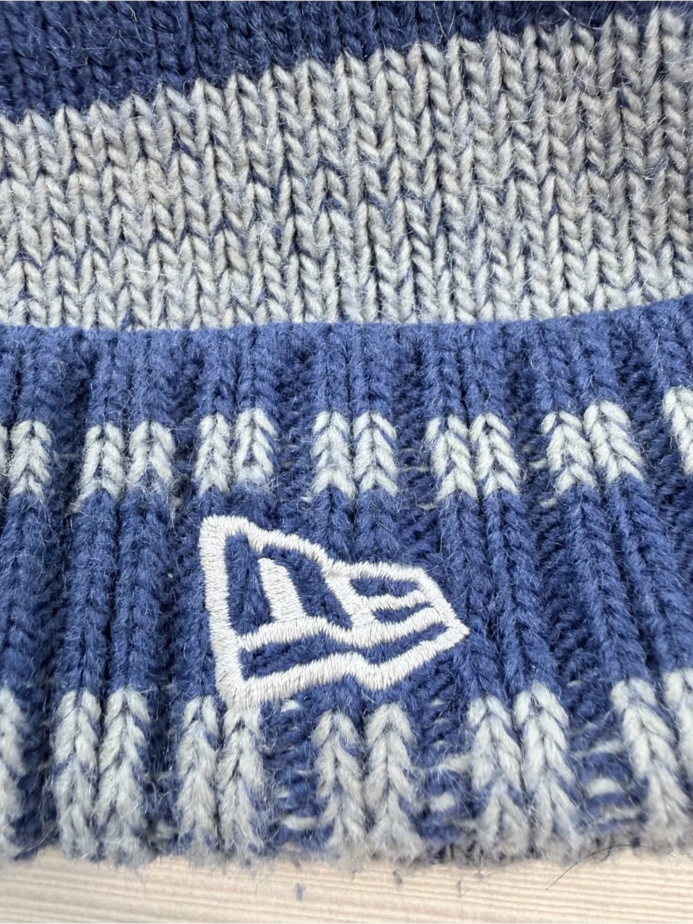 New Era Kids Los Angeles Dodgers Navy & Gray Striped Cuffed Beanie